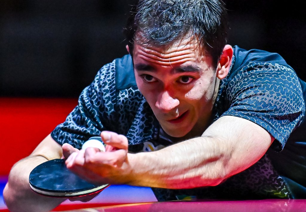 与拉伸空间 与拉伸空间