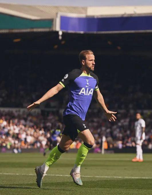 超的左后卫 超的左后卫