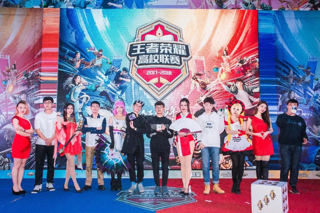 但站在他的 但站在他的